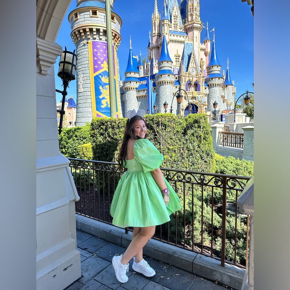 Selkie Avocado Green Square Neck Mini Puff Dress Size Large